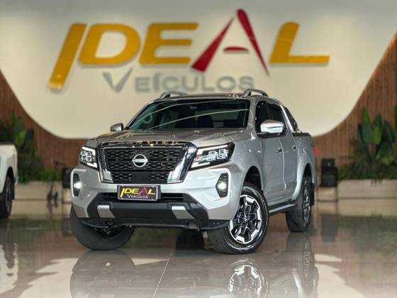 NISSAN FRONTIER 2.3 16V TURBO DIESEL PLATINUM CD 4X4 AUTOMÁTICO NISSAN FRONTIER 2.3 16V TURBO DIESEL PLATINUM CD 4X4 AUTOMÁTICO